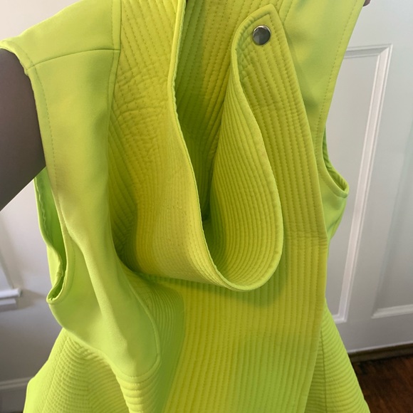 Lime green vest top - Picture 4 of 6